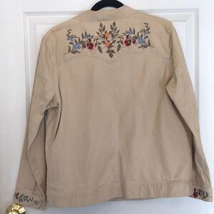 Susan Graver Women’s L beautiful jacket with floral embroidery ~ Cottagecore